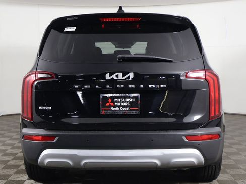 Used 2022 Kia Telluride LX AWD/4WD image 12