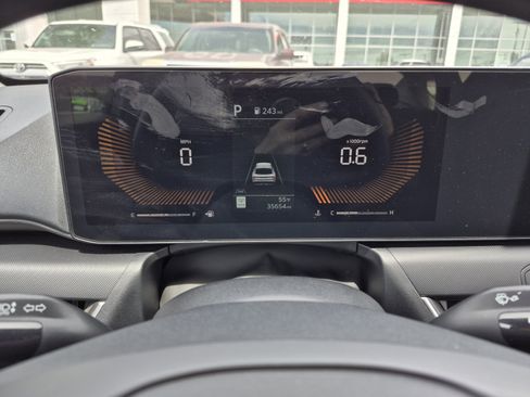 Used 2025 Kia K4 LXS image 10