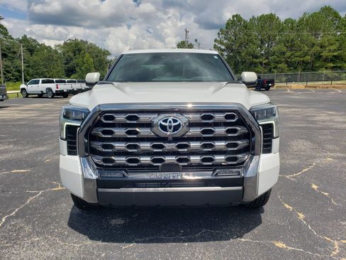 Used 2024 Toyota Tundra Platinum AWD/4WD image 7
