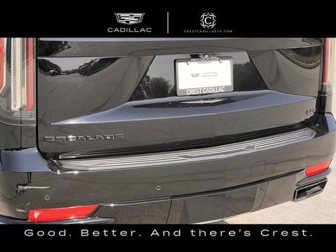 Used 2022 Cadillac Escalade Sport Platinum w/ Heavy-Duty Trailer Package AWD/4WD image 9