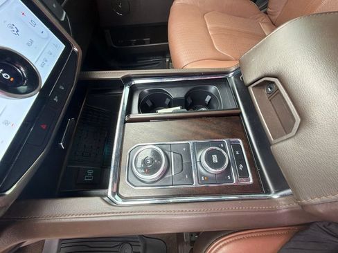 Used 2022 Ford Expedition King Ranch AWD/4WD image 48