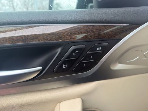 Used 2019 BMW X3 xDrive30i w/ Premium Package image 15