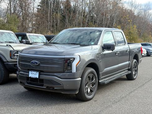 Certified 2022 Ford F150 Lightning Lariat image 3