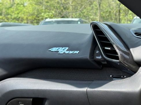 Used 2019 Ferrari 488 Spider RWD image 23