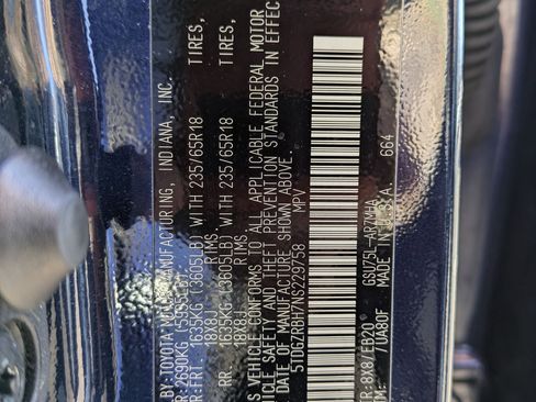 Used 2022 Toyota Highlander XLE image 27