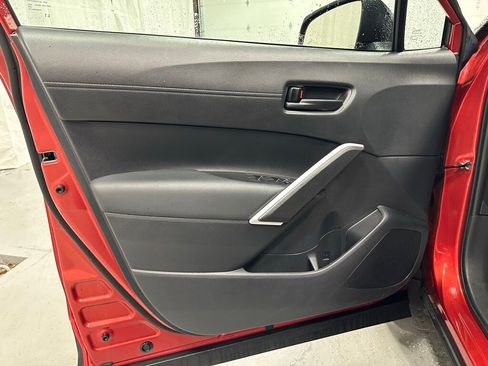 Used 2025 Toyota Corolla Cross AWD Hybrid image 8