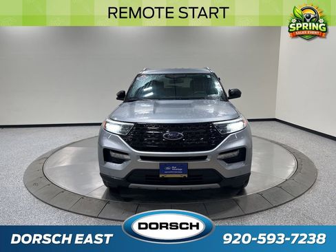 Certified 2023 Ford Explorer Limited image 3