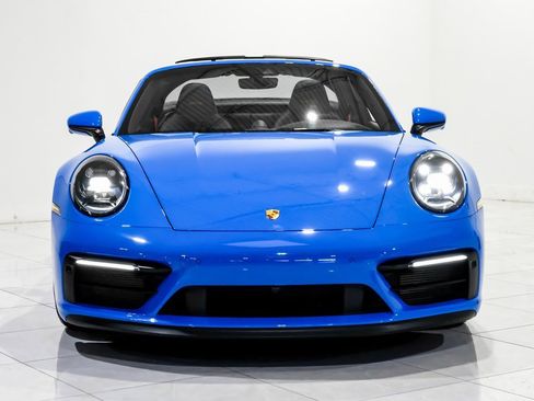 Used 2022 Porsche 911 Targa 4 GTS image 3