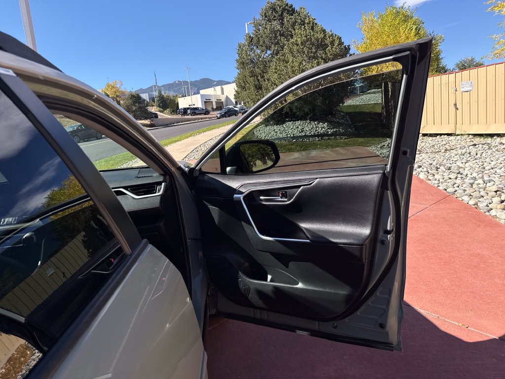 Used 2021 Toyota RAV4 TRD Off-Road w/ TRD Off-Road Weather Package AWD/4WD image 29