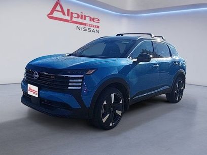 New 2025 Nissan Kicks SR w/ Illumination Package