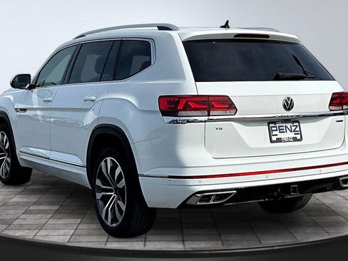 Used 2023 Volkswagen Atlas SEL Premium R-Line AWD/4WD image 4