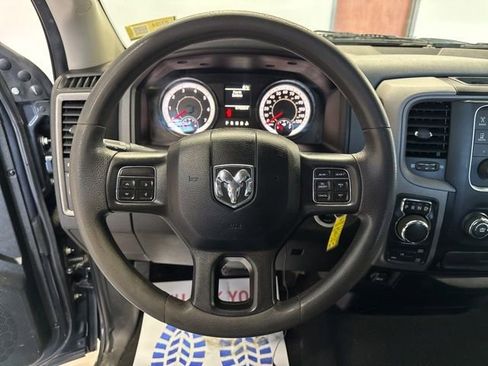 Used 2019 RAM 1500 Express image 29