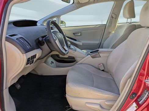 Used 2015 Toyota Prius Four image 19