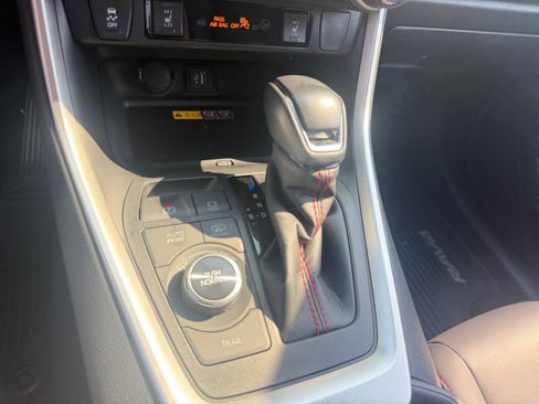 Used 2023 Toyota RAV4 XSE w/ Weather Package AWD/4WD image 12