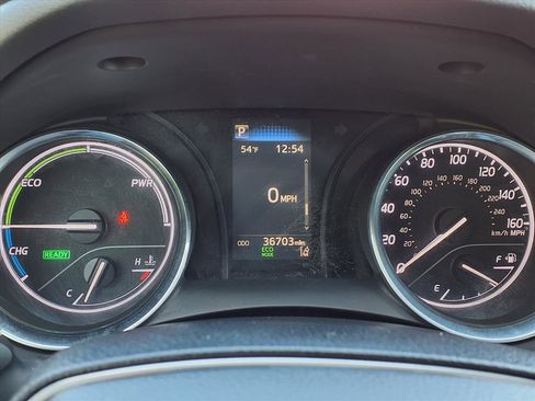 Used 2020 Toyota Camry LE image 14