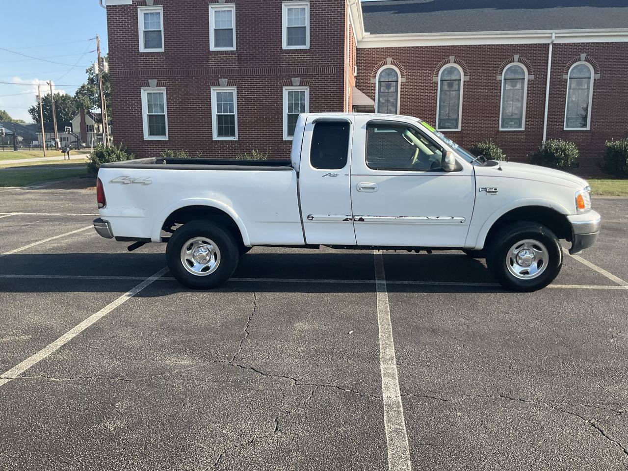 Used 2003 Ford F150 XL AWD/4WD image 4