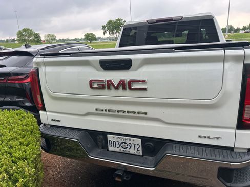 Used 2023 GMC Sierra 1500 SLT RWD image 12