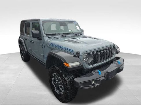 Used 2025 Jeep Wrangler Unlimited Rubicon 4xe w/ Safety Group image 8