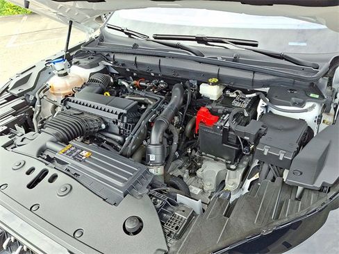 Certified 2025 Lincoln Nautilus Reserve AWD/4WD image 26