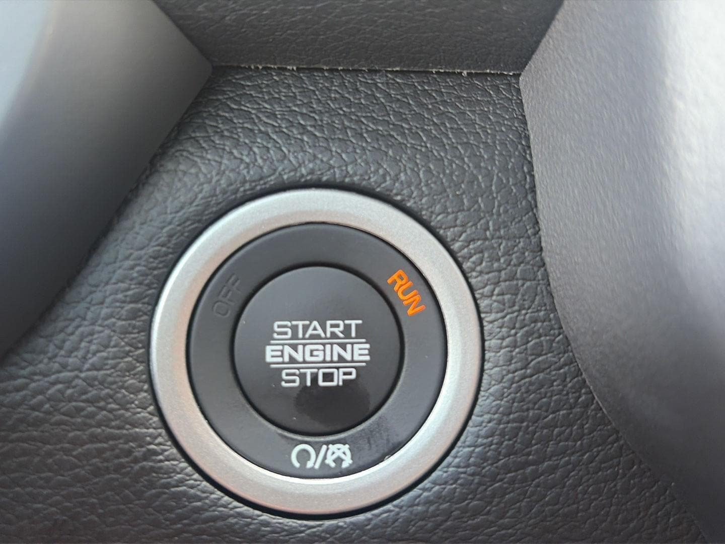 New 2026 RAM 3500 Big Horn AWD/4WD image 25