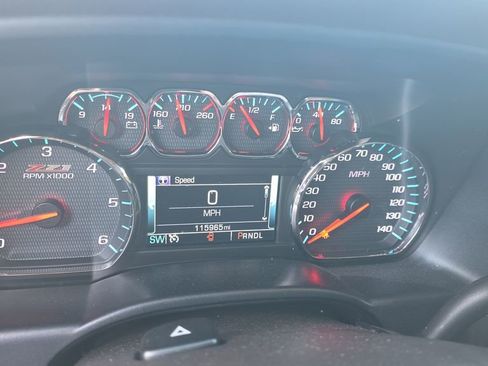 Used 2018 Chevrolet Silverado 1500 LT w/ All Star Edition image 12