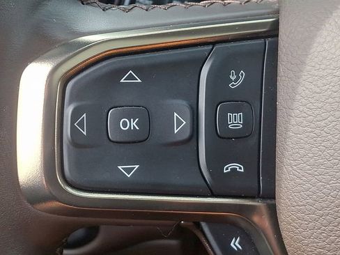 Used 2025 RAM 1500 Limited AWD/4WD image 21