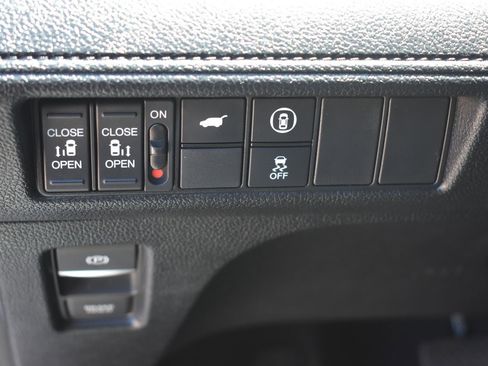 Used 2024 Honda Odyssey EX-L image 26