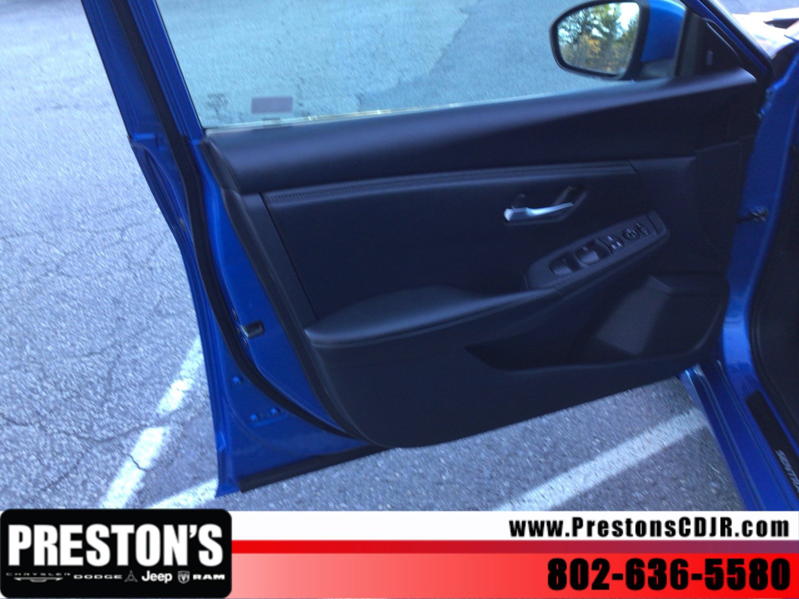 Used 2024 Nissan Sentra SV w/ All-Weather Package FWD image 9