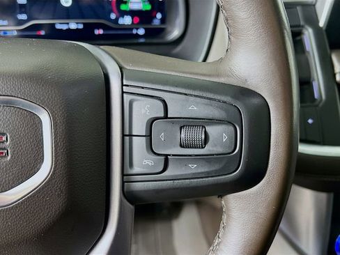 Used 2022 GMC Yukon XL SLT w/ SLT Luxury Package image 36