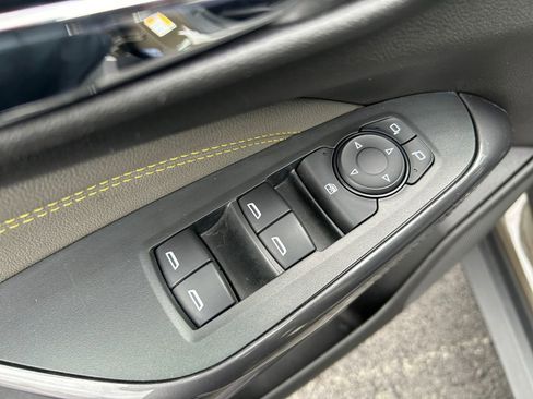 Used 2024 Chevrolet Trax ACTIV w/ Driver Confidence Package image 23