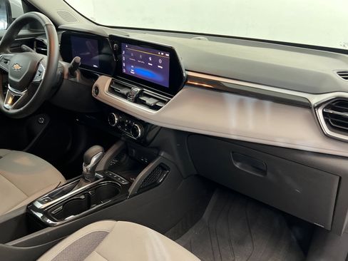 New 2025 Chevrolet TrailBlazer LT w/ Convenience Package image 25