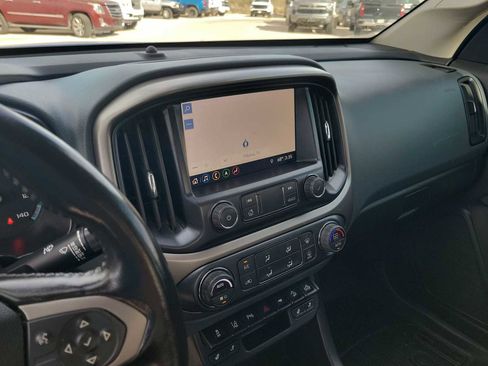 Used 2022 Chevrolet Colorado Z71 w/ Safety Package image 20