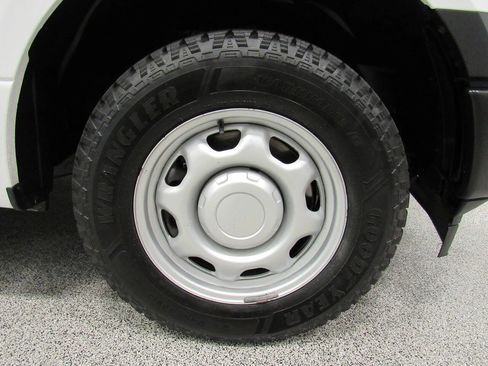 Used 2018 Ford F150 XL w/ Equipment Group 101A Mid RWD image 13