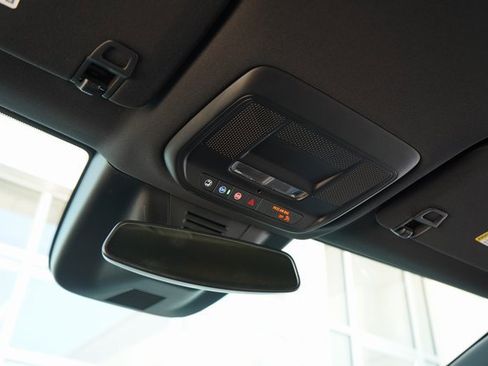 New 2026 Chevrolet Equinox EV LT image 18