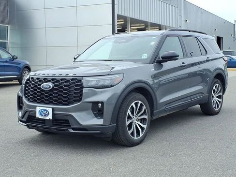 Used 2025 Ford Explorer ST-Line AWD/4WD image 1