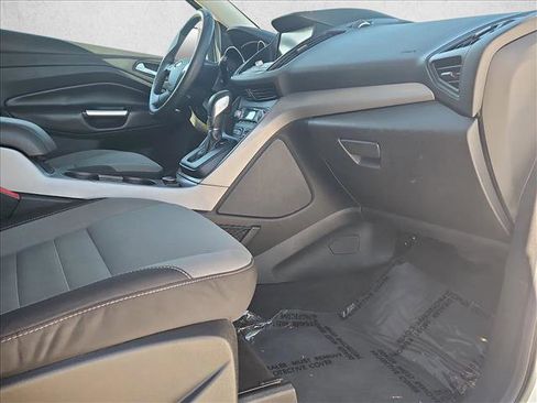 Used 2015 Ford Escape SE w/ Equipment Group 201A image 21