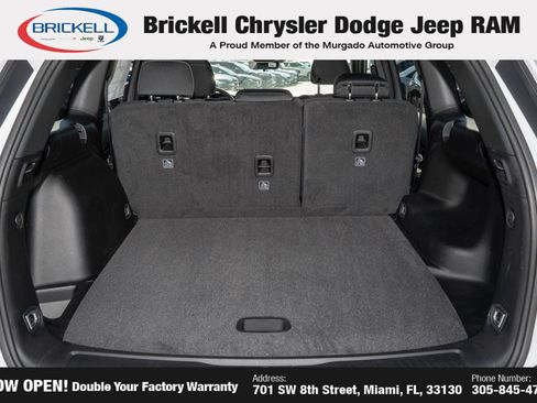 New 2025 Jeep Grand Cherokee Laredo X image 5