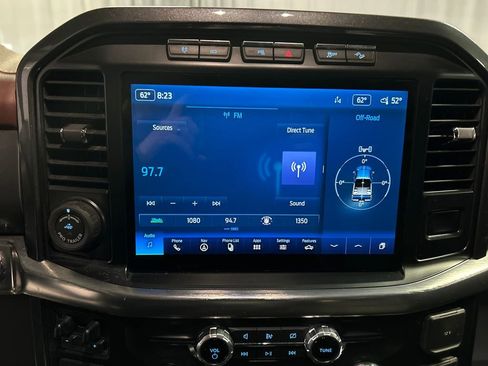 Used 2022 Ford F150 Lariat w/ Equipment Group 502A High image 17