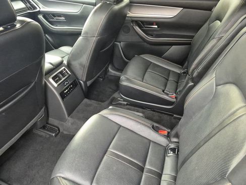 Used 2024 MAZDA CX-90 3.3 Turbo w/ Premium Package image 13