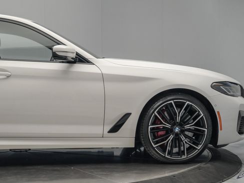 Used 2023 BMW 540i w/ M Sport Package image 22