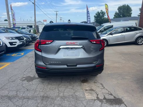 Used 2020 GMC Terrain SLE w/ Driver Convenience Package FWD image 23