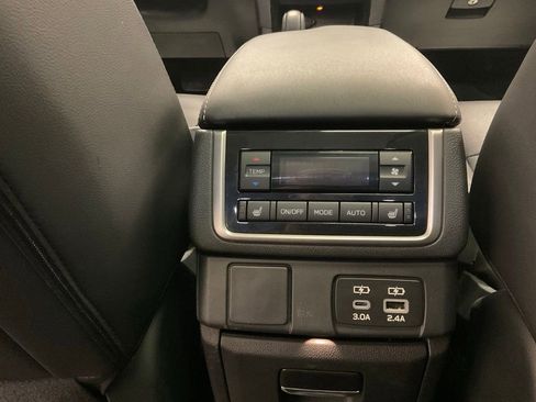 Used 2024 Subaru Ascent Limited w/ Technology Package AWD/4WD image 22