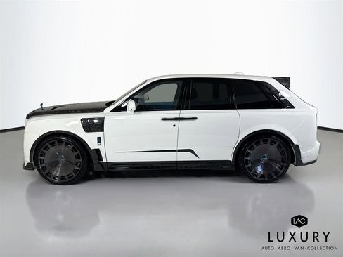 Used 2026 Rolls-Royce Cullinan AWD/4WD image 9