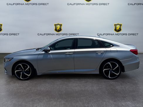 Used 2019 Honda Accord Sport image 2