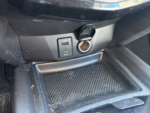 Used 2016 Nissan Rogue SL w/ SL Premium Package image 20