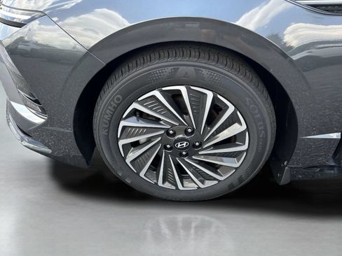New 2026 Hyundai Sonata SEL FWD image 36