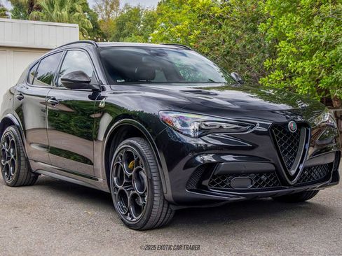 Used 2024 Alfa Romeo Stelvio Quadrifoglio w/ Quick Order Package 25A 100th image 12