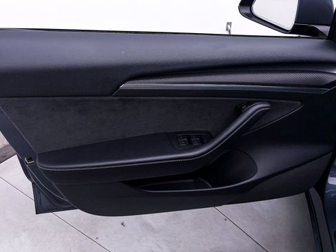 Used 2023 Tesla Model 3 Standard Range RWD image 16