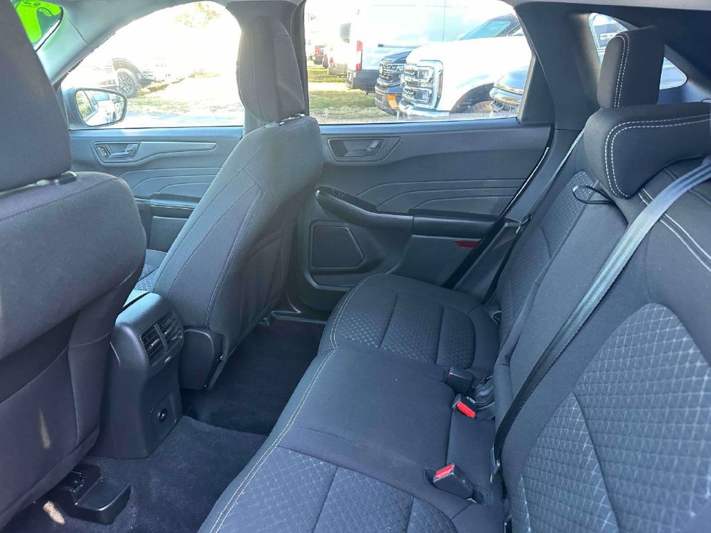 Used 2023 Ford Escape Active AWD/4WD image 10