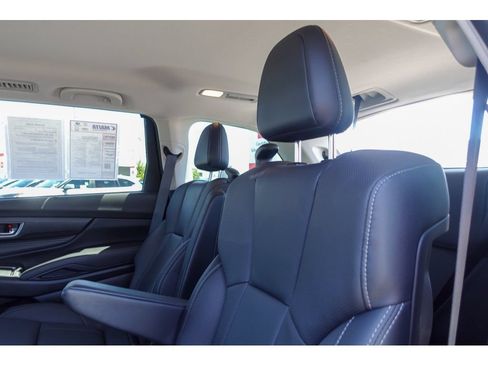 Used 2023 Subaru Ascent Limited AWD/4WD image 27